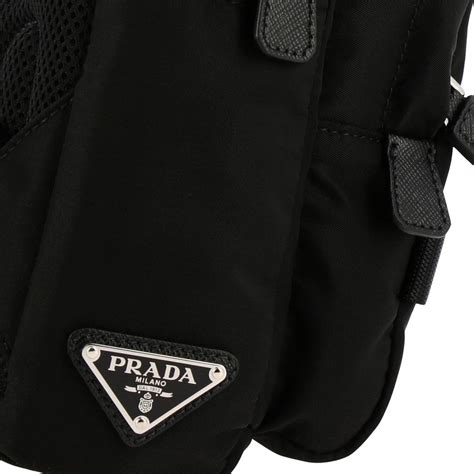 prada umhängetasche mit kleiner tasche|Prada.